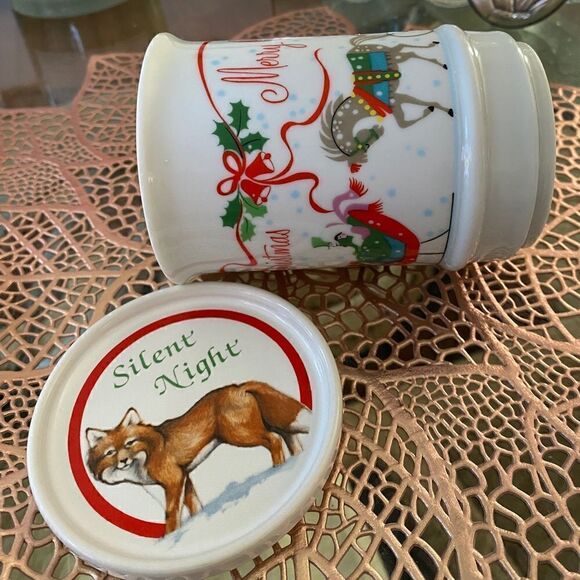 VTG Music Box Merry Xmas Silent Night Coffee Mug Tea Cup Sankyo JPN. - Picture 6 of 9